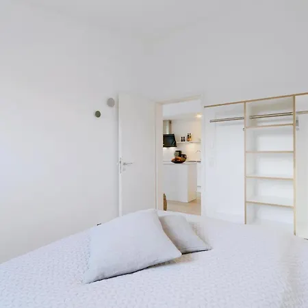Holiday home Stunning In Lembruch-duemmer With Kitchen *